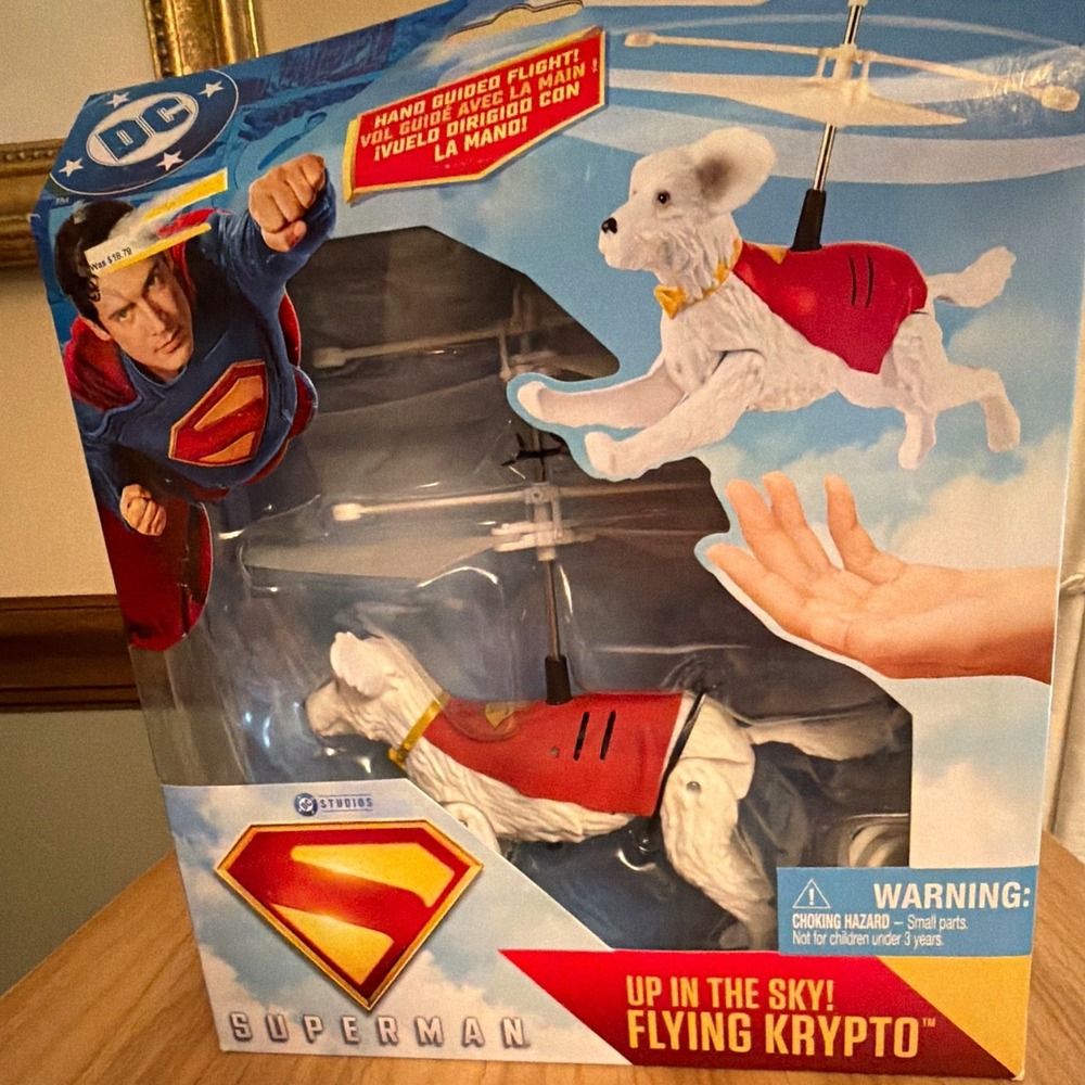 DC Superman Up in the Sky Flying Krypto Dog Action Figure Hand Guided Toy NIB